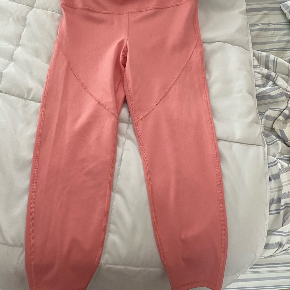 GapFit Capri pants